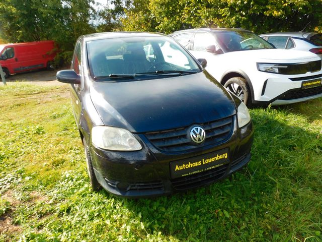 Details zum Fahrzeug: Volkswagen Fox nur für Gewerbe und Export TÜV 06.2027